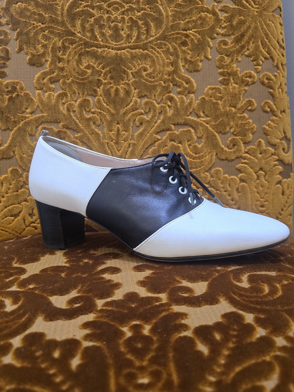 Classic Two-Tone Lace-Up Block Heel Pumps - White & Black